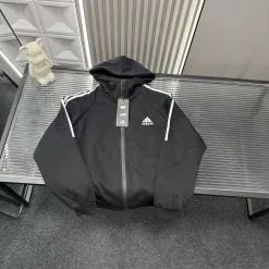 Bestseller Adidas Mantel Schwarz Bestickt Stil