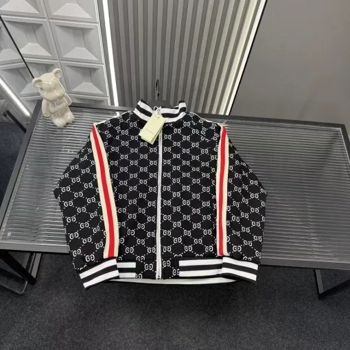 Hochwertiger Gucci Mantel Schwarz Monogramm Luxus