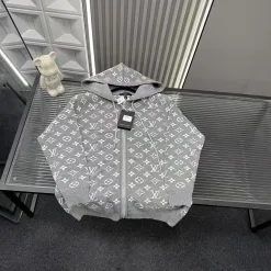 Hochwertiger Louis Vuitton Mantel Grau Strick Jacquard Kollektion