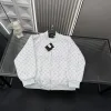 Premium Louis Vuitton Mantel in schwarzem Leder-Print-Stil