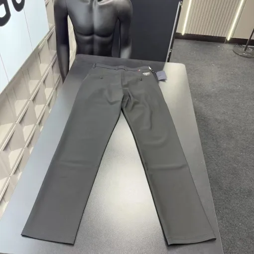 Bestseller Prada Hose Schwarz Seide Logo Luxus