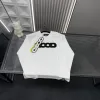Premium Earth Langarmshirt mit weißer Stickerei