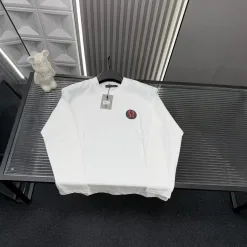 Hochwertige Lululemon Langarmshirts mit weißem Logo