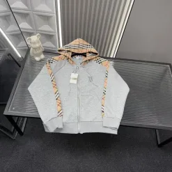 Premium Qualität Burberry Mantel Grau Gestreift Luxus