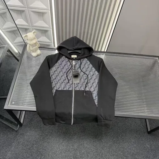 Bestseller Fendi Mantel Schwarz Print Kollektion