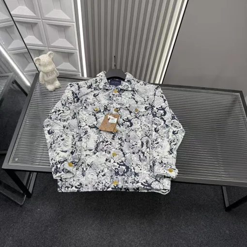 Hochwertige Louis Vuitton-Jacken im Denim-Print-Stil