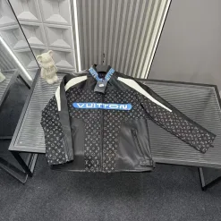Hochwertige Louis Vuitton Jacken aus schwarzem Leder im Patchwork-Stil