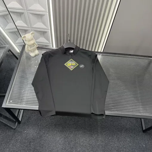 Luxus-Mammut-Langarmshirts in der schwarzen Logo-Kollektion
