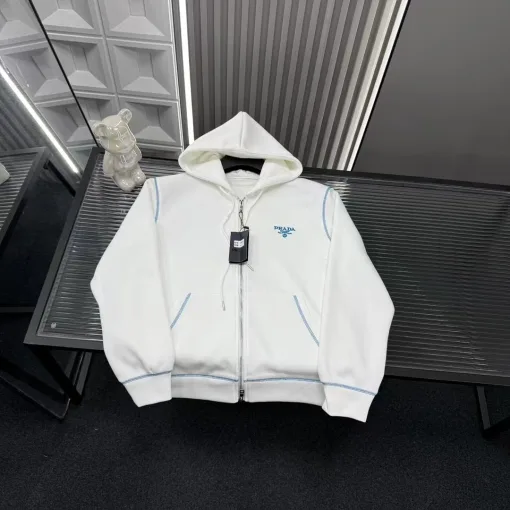 Hochwertiger Prada Mantel Blau Bestickte Kollektion