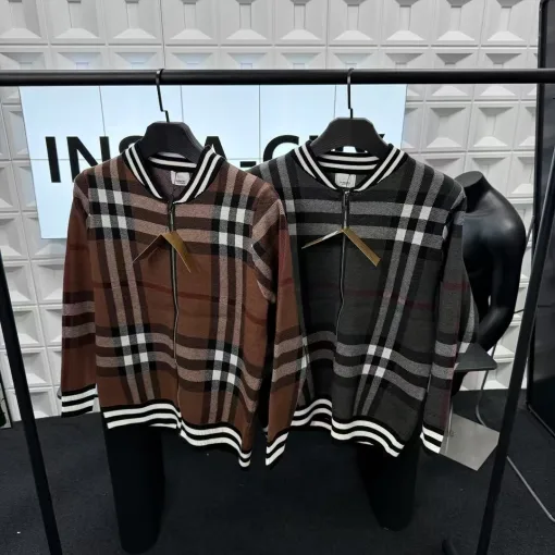 Hochwertiger Burberry Mantel Braun Gestreift Luxus