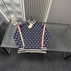 Premium Gucci Mantel Navy Monogramm Luxus