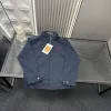 Hochwertiger Mantel von Ralph Lauren aus der bestickten Kollektion in Marineblau