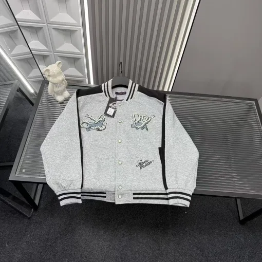 Hochwertige Louis Vuitton Jacken Grau Logo Luxus