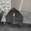 Hochwertige Louis Vuitton Jacken im schwarzen Monogramm-Stil