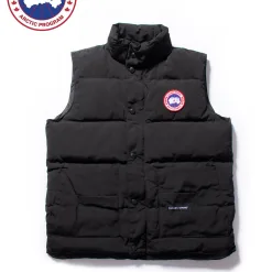 Luxus-Daunenjacken von Canada Goose aus weißer Nylonkollektion