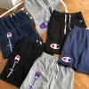 Hochwertige Champion Shorts aus schwarzer Baumwolle, Logo-Kollektion