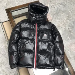 Bestseller Moncler Daunenjacke Schwarz Kollektion