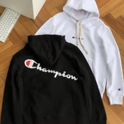 Meistverkaufte Champion Sweatshirts aus schwarzer Baumwolle mit Logo-Kollektion