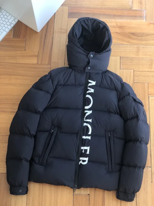 Premium Moncler Daunenjacken Schwarz Polyester Klassischer Stil