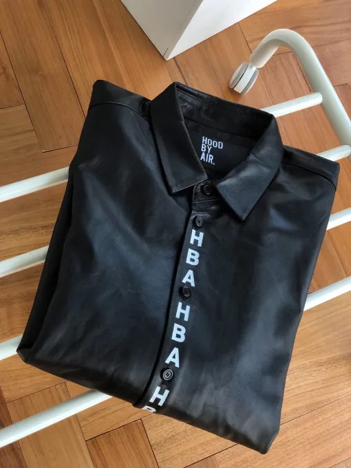 Premium Hood By Air Shirts Schwarzes Leder Logo Kollektion