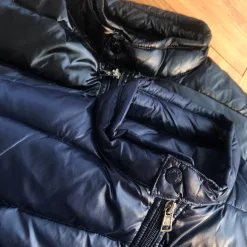 Luxus Moncler Daunenjacke Schwarz Nylon Classic Collection