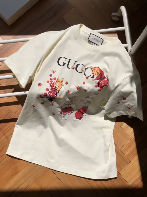 Bestseller: Kurzarm-Print-Stil von Gucci