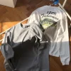Premium Columbia Langarmshirt im weißen Baumwolldruckstil