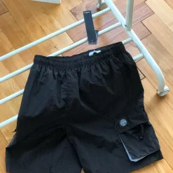 Luxus-Shorts von Stone Island aus Nylon