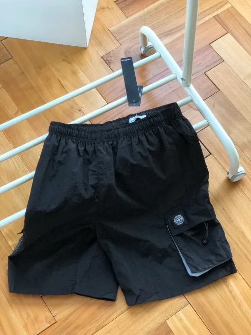 Luxus-Shorts von Stone Island aus Nylon