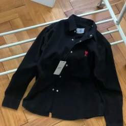 Premium Ami Shirt Schwarz Denim Stickerei Luxus