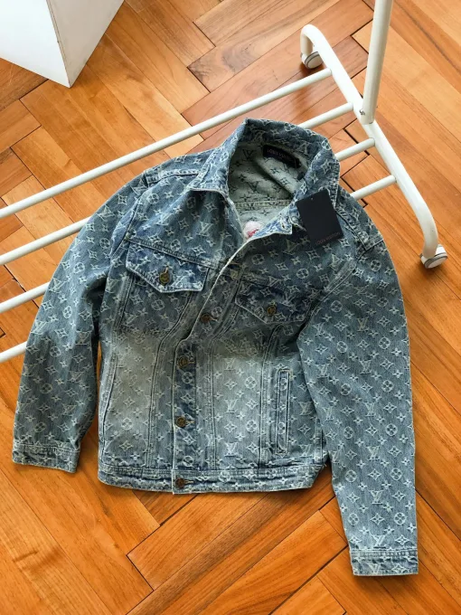 Luxus-Jacken von Louis Vuitton im Denim-Jacquard-Stil