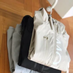 Premium Moncler Mäntel Schwarz Polyester Klassischer Stil