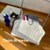 Hochwertiger Thom Browne Langarm Weißer Strick Classic Collection