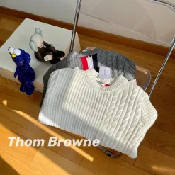 Hochwertiger Thom Browne Langarm Weißer Strick Classic Collection