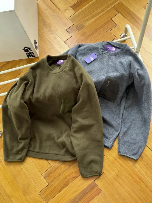 Premium The North Face Hoodie Lila Fleece Bestickter Stil
