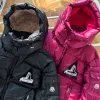 Hochwertige Moncler Daunenjacken Schwarz Polyester Luxus