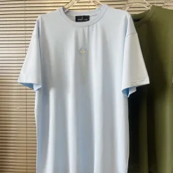 Hochwertiges Stone Island T-Shirt aus schwarzer Baumwolle im Stickerei-Stil