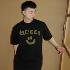 Bestseller Gucci Kurzarm Print Luxus