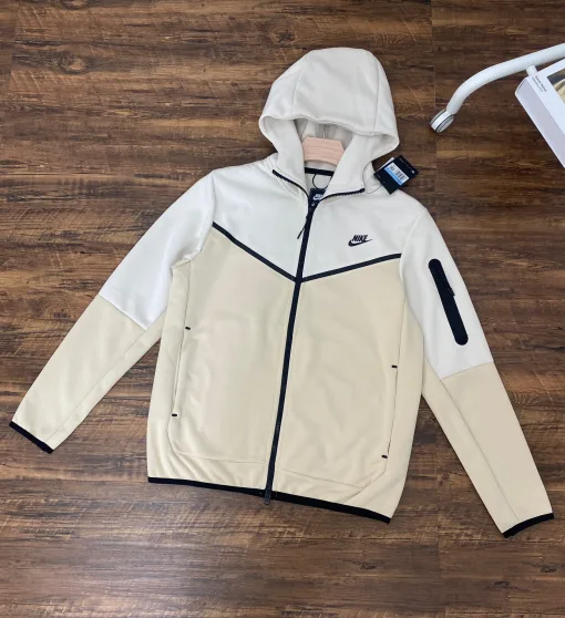 Bestseller Nike Mantel Khaki Baumwolle Luxus