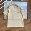 Hochwertige Nike Kurzarm-T-Shirts mit schwarzem Logo