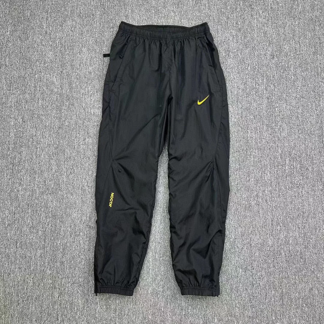 Nike Cropped Hose