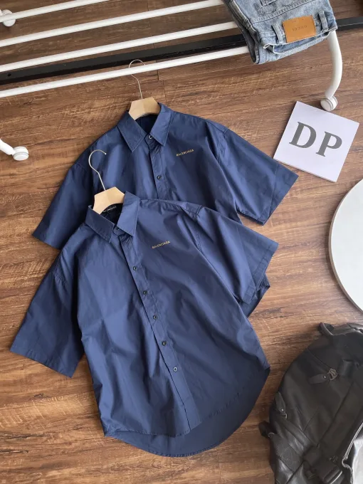 Balenciaga-Kollektion mit kurzen Ärmeln in Premiumqualität aus goldener Baumwolle in Übergröße