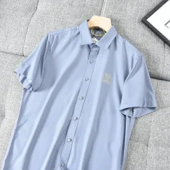 Hochwertiger Loewe Kurzarm Schwarz Solid Style