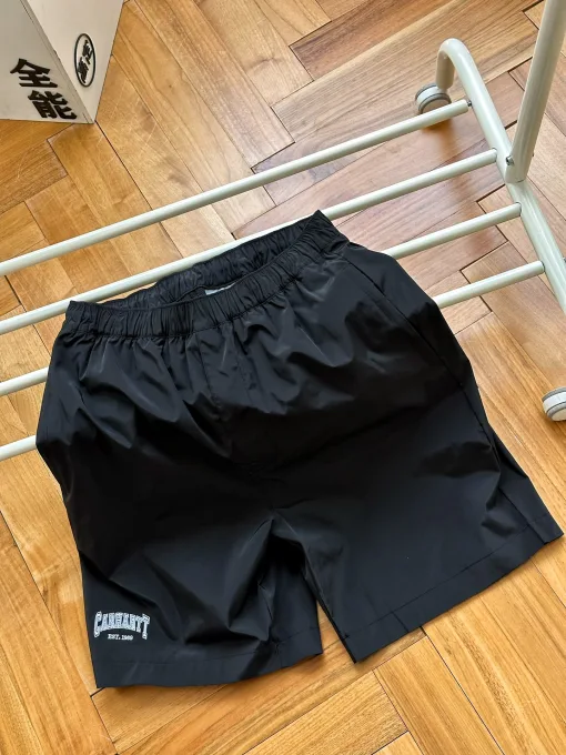 Luxus-Carhartt-Shorts aus Polyester, Urban Luxury