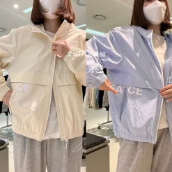 Bestseller The North Face Mantel Creme Atmungsaktives Design