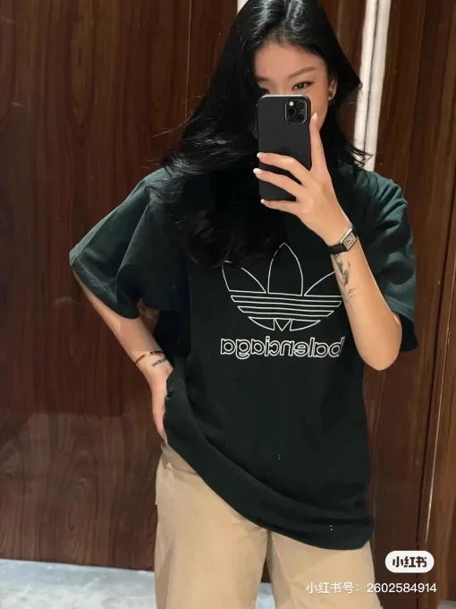 Hochwertiger Balenciaga-Kurzarm-Logo-Stil