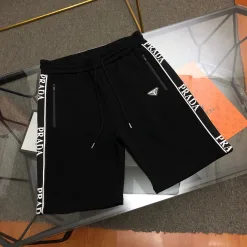 Premium Prada Shorts Schwarz Baumwolle Casual Style