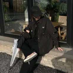 Premium Qualität Prada Kurzarmhemden Schwarzes Leder Logo Luxus