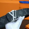 Premium Louis Vuitton Gürtel im Lederstil