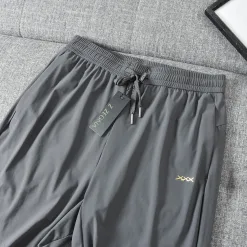 Hochwertige Zegna Shorts aus schwarzer Seide, Casual Collection